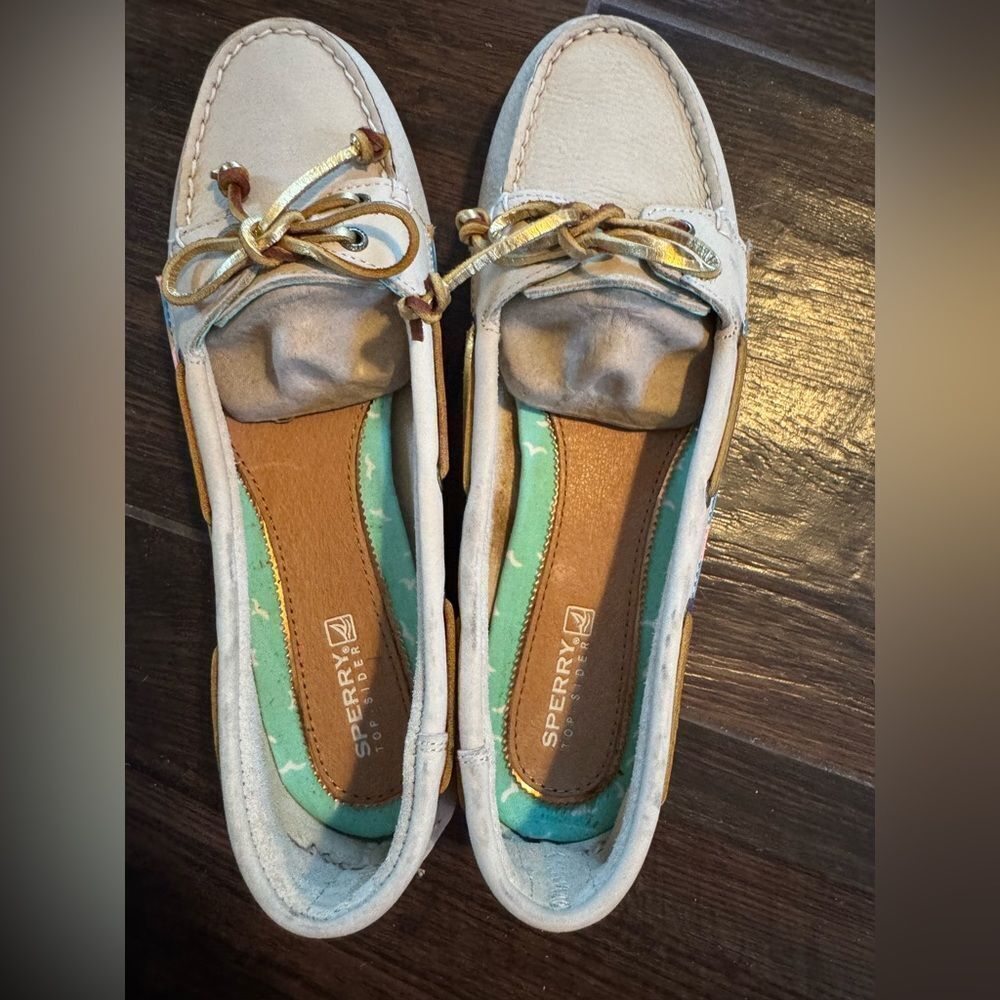 Sperry Top-Sider Angelfish Boat Shoes Beige Leather Gold Laces NWOT SZ 8.5